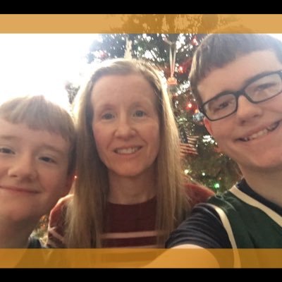 Profile Picture of Mona Tate (@momluvsmms) on Twitter