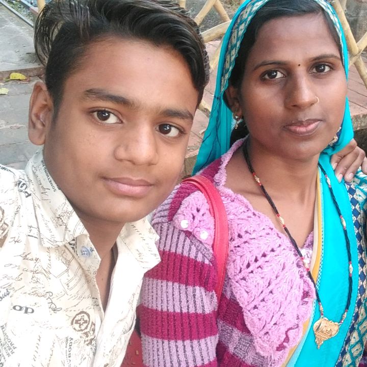 Profile Picture of Neelam tiwari (@user8759004026658) on Tiktok