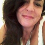 Profile Picture of laurascuttaro (@laurascuttaro) on Instagram