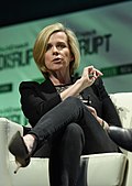 Profile Picture of Joanne Bradfordon Wikipedia