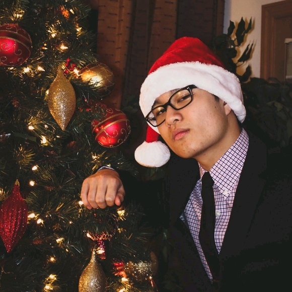 Profile Picture of Andrew Lu (@tapeandpaper1) on Poshmark