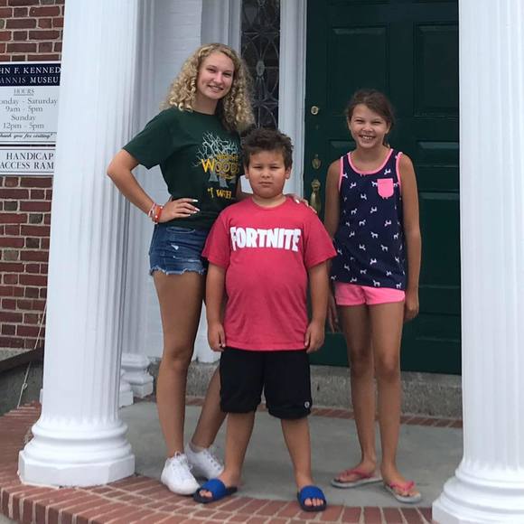 Shawn Tortoriello - Poshmark Profile Picture of Shawn Tortoriello (@ginosgirl811) on Poshmark