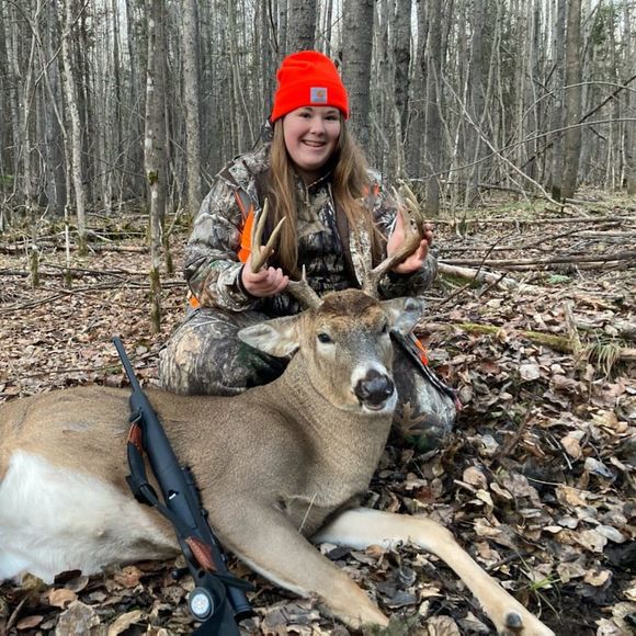 Profile Picture of Christopher Ross (@chrisross2033) on Poshmark