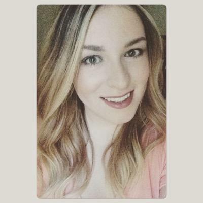Profile Picture of Julia Grier (@julia_grier) on Twitter