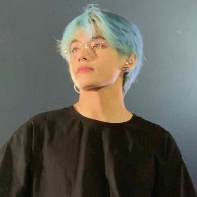 Profile Picture of Justin Seagull (@gloss86076778) on Twitter
