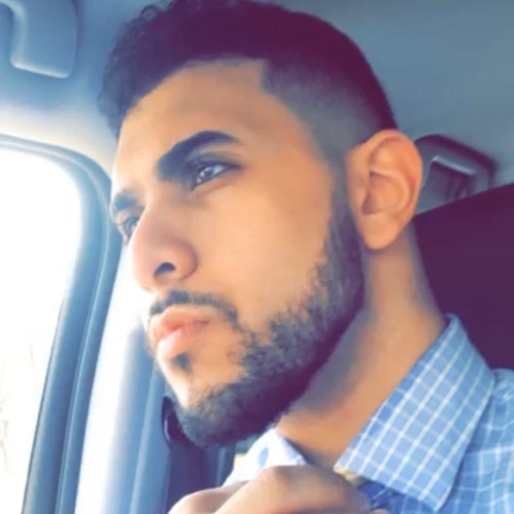 Profile Picture of Steven Youssef (@s_youssef) on Poshmark