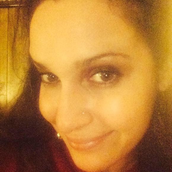 Profile Picture of Tracy Alvillar (@tracyalvillar) on Poshmark