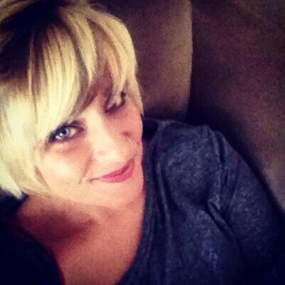 Profile Picture of Tami Gardner (@Studio20Salon) on Twitter