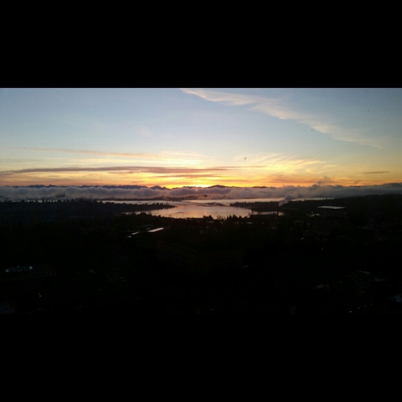 Profile Picture of Olivia Kirby (@oliviakirby) on Poshmark