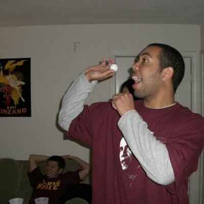 Profile Picture of Jonathan Burleson (@JdamnB) on Twitter