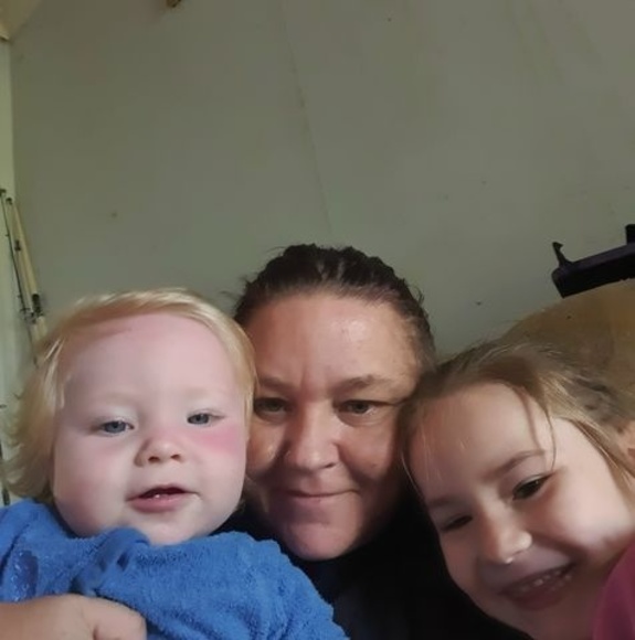 Profile Picture of Erica Jayne (@sexy_hooters) on Poshmark