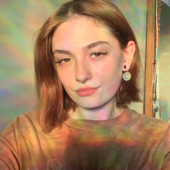 Profile Picture of Tori Dicklich (@toridicklich) on Poshmark