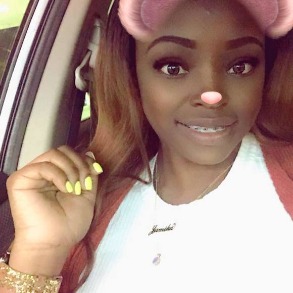 Profile Picture of Jamika Wynder (@pink_bk_omarion) on Poshmark