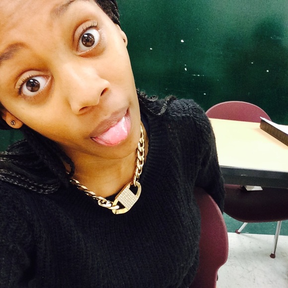 Profile Picture of Lexus Harrison (@poohpie) on Poshmark