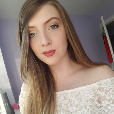 Profile Picture of Catherine McNally (@cathmcnally_) on Twitter