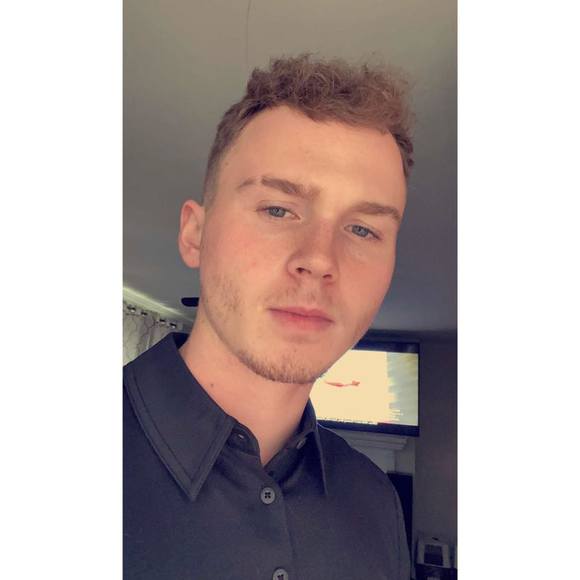 Profile Picture of Nicholas Grilli (@n_grilli) on Poshmark