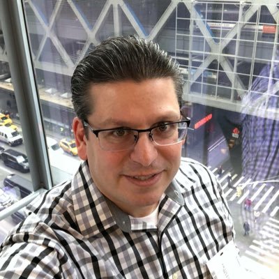 Profile Picture of Frank Melfa (@StuckInThe8ties) on Twitter