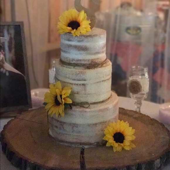 Profile Picture of Pat Huffman (@nene1315) on Poshmark