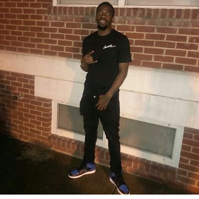 Profile Picture of Big C00ling (@_CallMe_Scoob) on Twitter