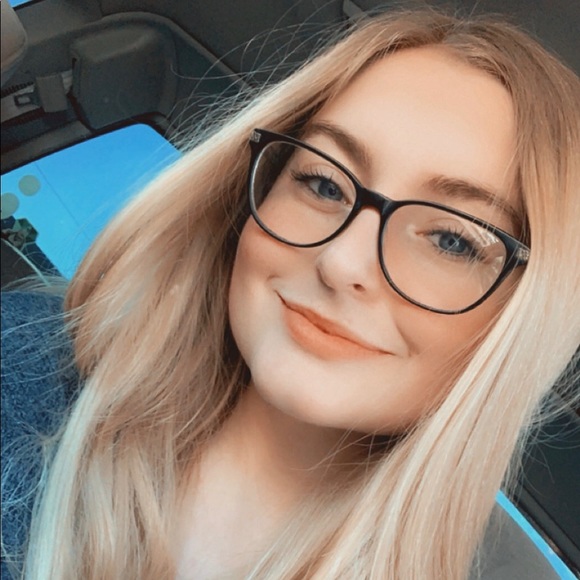 Profile Picture of Jenna Chase (@jennachase1) on Poshmark