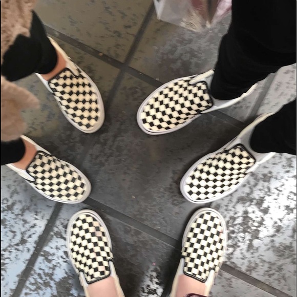 Profile Picture of Miranda Kleitz (@mirandakleitz) on Poshmark