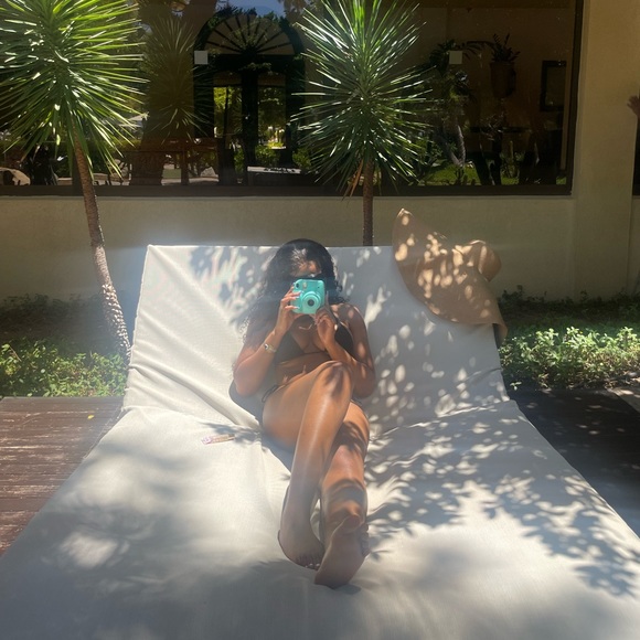 Profile Picture of Brionna Lorenzano (@1brionna2002) on Poshmark
