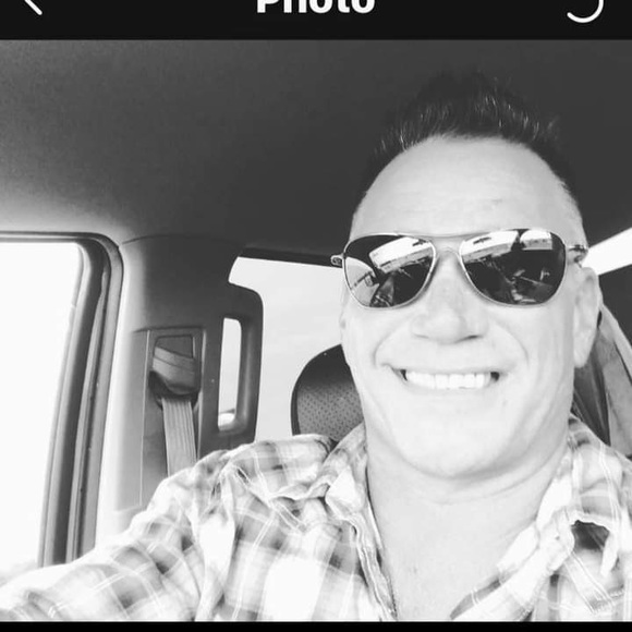 Profile Picture of Chase Taucer (@chase_taucer) on Poshmark