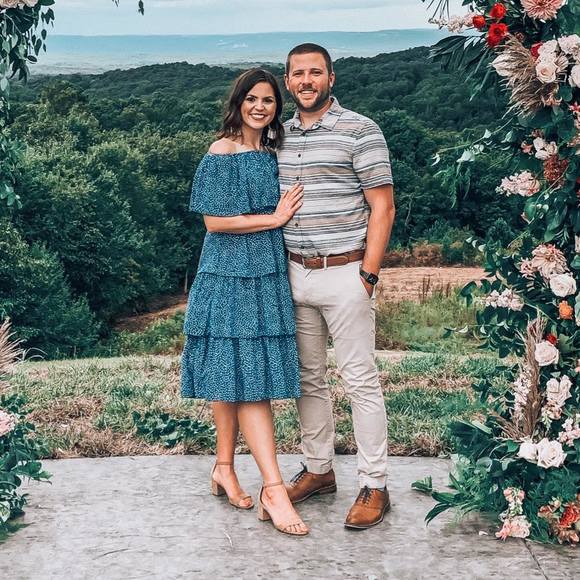 Profile Picture of Jenifer Pauls (@jchristenbury) on Poshmark