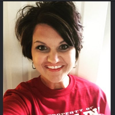 Profile Picture of Jennifer Barfield (@barfield_jen) on Twitter