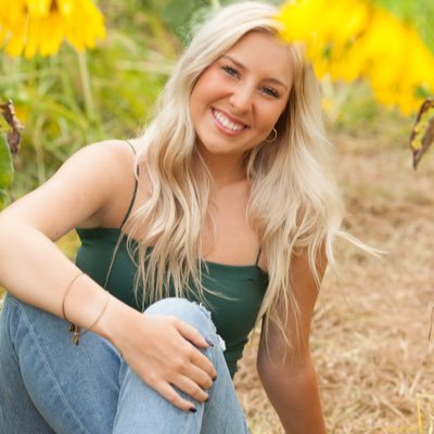 Profile Picture of Olivia Ferrell (@oliviaferrelll) on Twitter