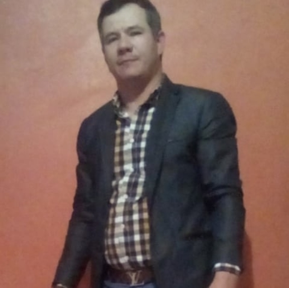 Profile Picture of Servando Ramirez (@servandoramirez) on Poshmark