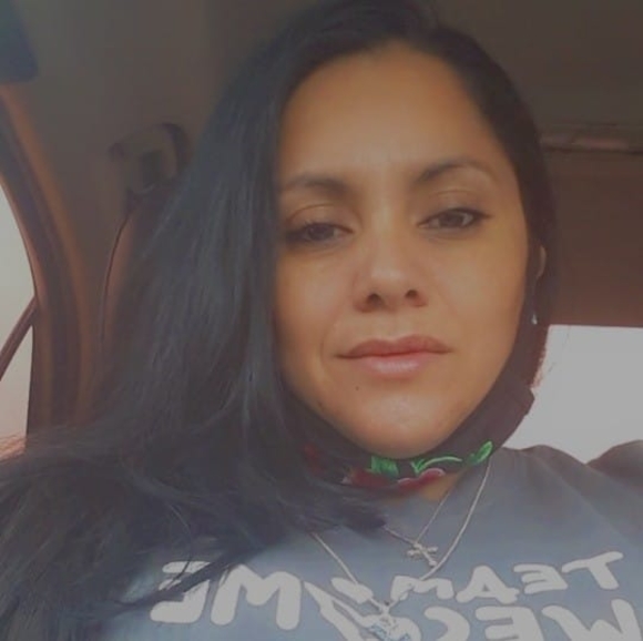 Profile Picture of Anabella Zavala-jimenez (@anabellajmnz) on Poshmark