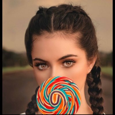 Profile Picture of LILIAN CASTLE~ ♥️ (@112233Ln2) on Twitter