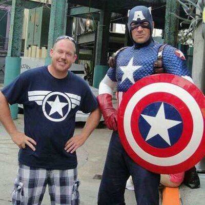 Profile Picture of Brian Dahlin (@comdahkinhawk) on Twitter