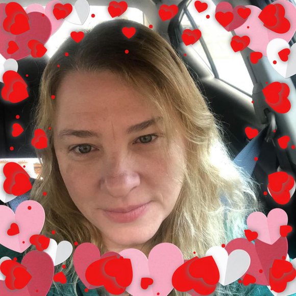 Profile Picture of Kimberly Stinedurf (@kstinedurf71) on Poshmark