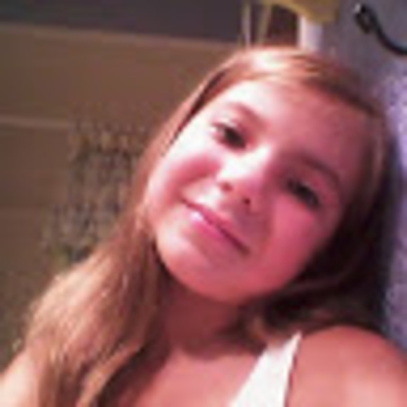 Jodie Heesters - Poshmark Profile Picture of Jodie Heesters (@jodieann45) on Poshmark