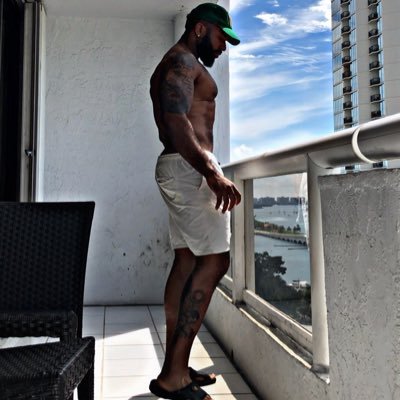 Profile Picture of Baldwin Ihenacho Jr. (@DeeBo_Igbo89) on Twitter