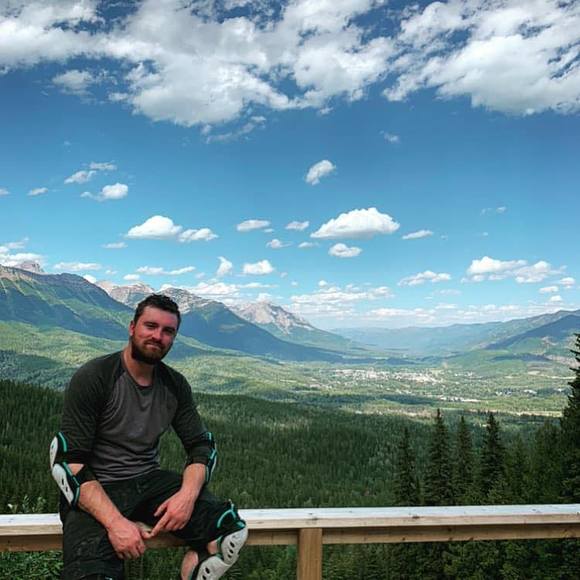 Profile Picture of Colby Lozinski (@xtaz3r) on Poshmark