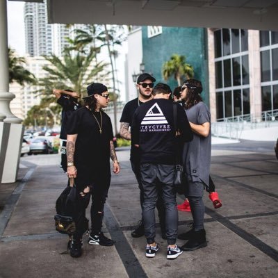 Josh Herman - Twitter Profile Picture of Josh Herman (@STRVCTVRE) on Twitter