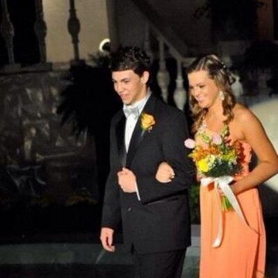 Profile Picture of Alex Hutcheson (@alexhutch25) on Twitter