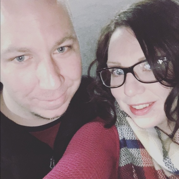 Profile Picture of Courtney Pease (@courtanee92) on Poshmark