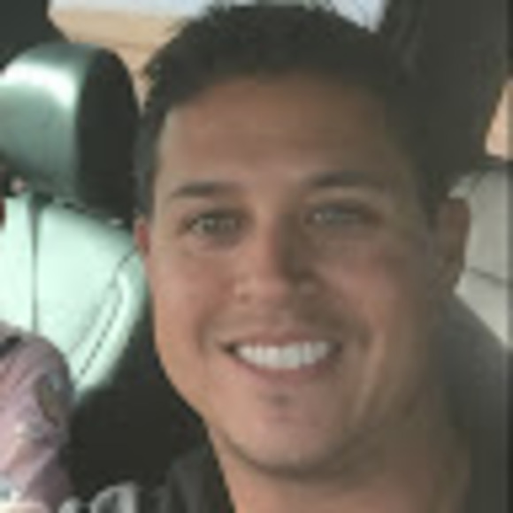 Profile Picture of Aaron Newell (@aaronnewell863) on Poshmark