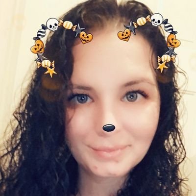 Profile Picture of Ashly S Hall (@Shea53925) on Twitter