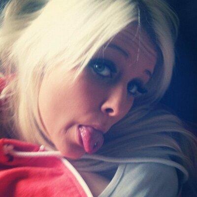 Profile Picture of Caroline Matthew (@MatthewCaroline) on Twitter