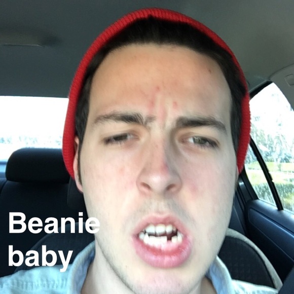 Profile Picture of Robert Mule (@robm14) on Poshmark