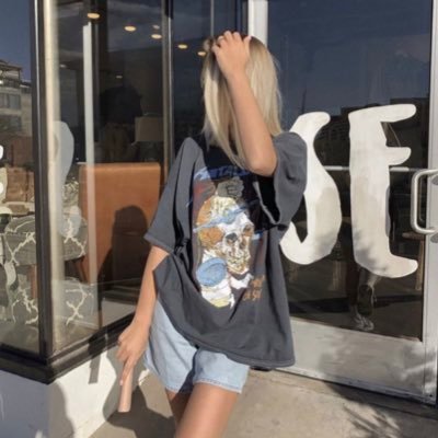 Profile Picture of Kira (@mikhailichenko_) on Twitter