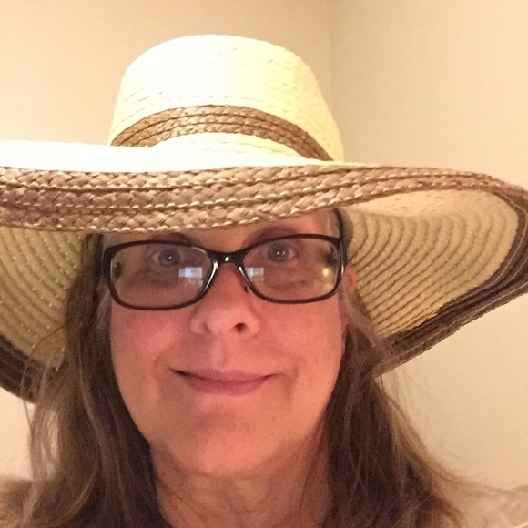 Profile Picture of Jackie killebrew Teer (@jteer1961) on Poshmark