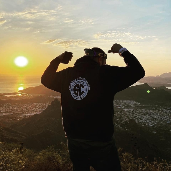 Profile Picture of Paul Ontiveros vea (@paulontivero381) on Poshmark