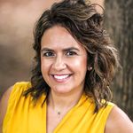 Profile Picture of Crystal Ledbetter | North Carolina Realtor®️ (@comecasawithcrystal) on Instagram