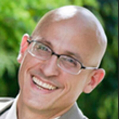 Profile Picture of Robert D. Grossman (@robgman2) on Twitter